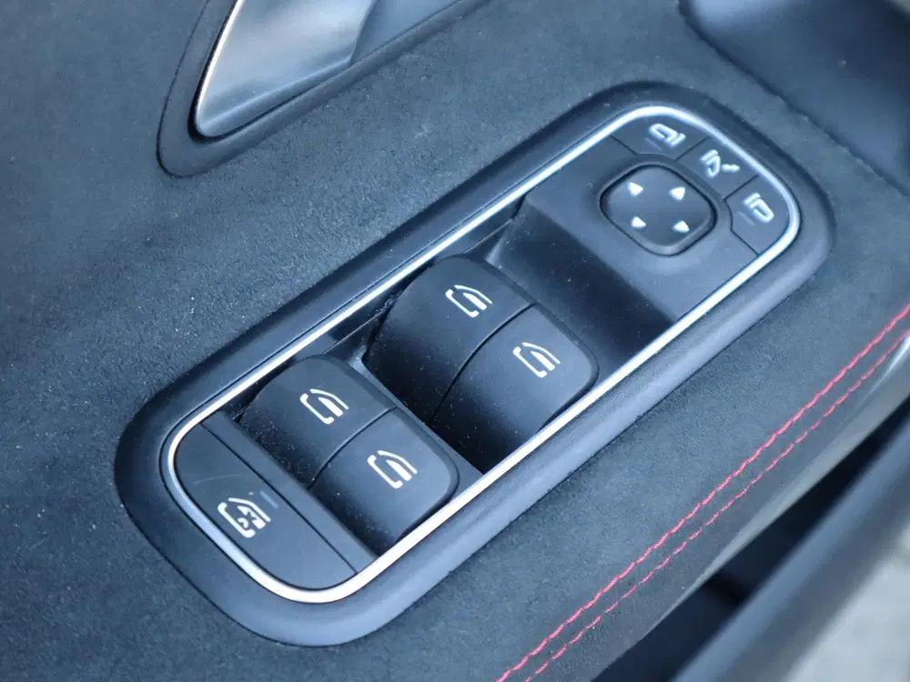 Mercedes-Benz A-Klasse 250 e l Panoramadak l Stoelverwarming uit 2020, foto 14