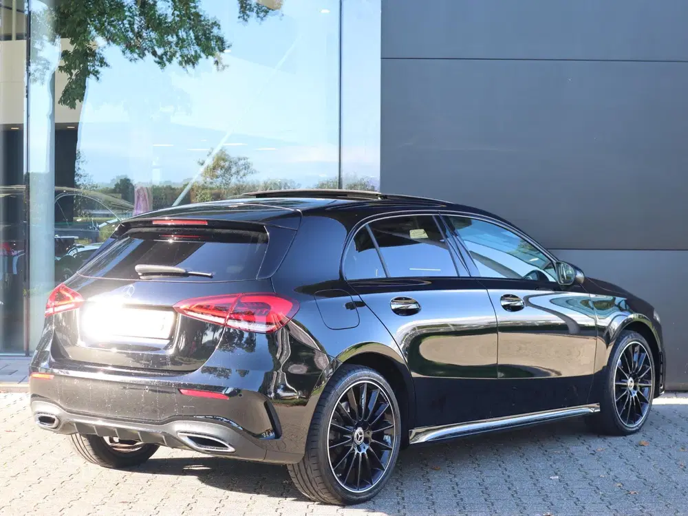 Mercedes-Benz A-Klasse 250 e l Panoramadak l Stoelverwarming uit 2020, foto 2