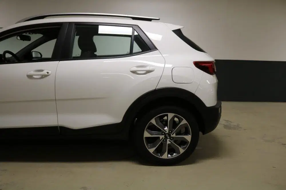 Kia Stonic 1.0 T-GDi DynamicLine uit 2019, foto 13