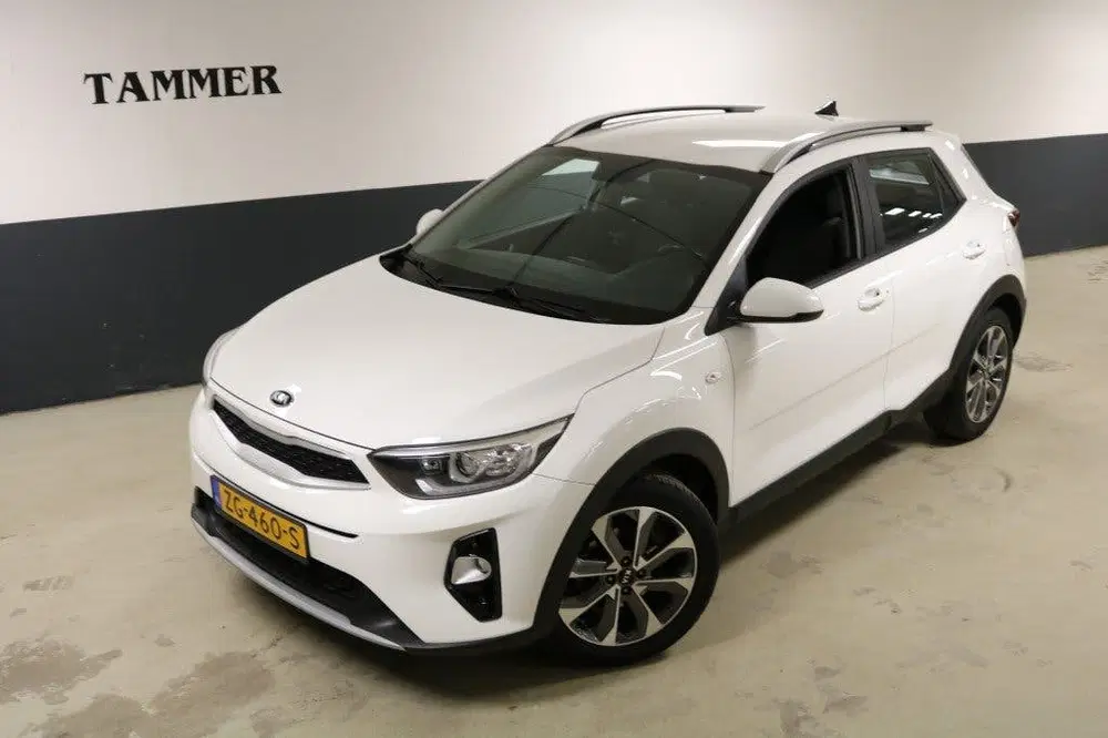 Kia Stonic 1.0 T-GDi DynamicLine uit 2019, foto 2