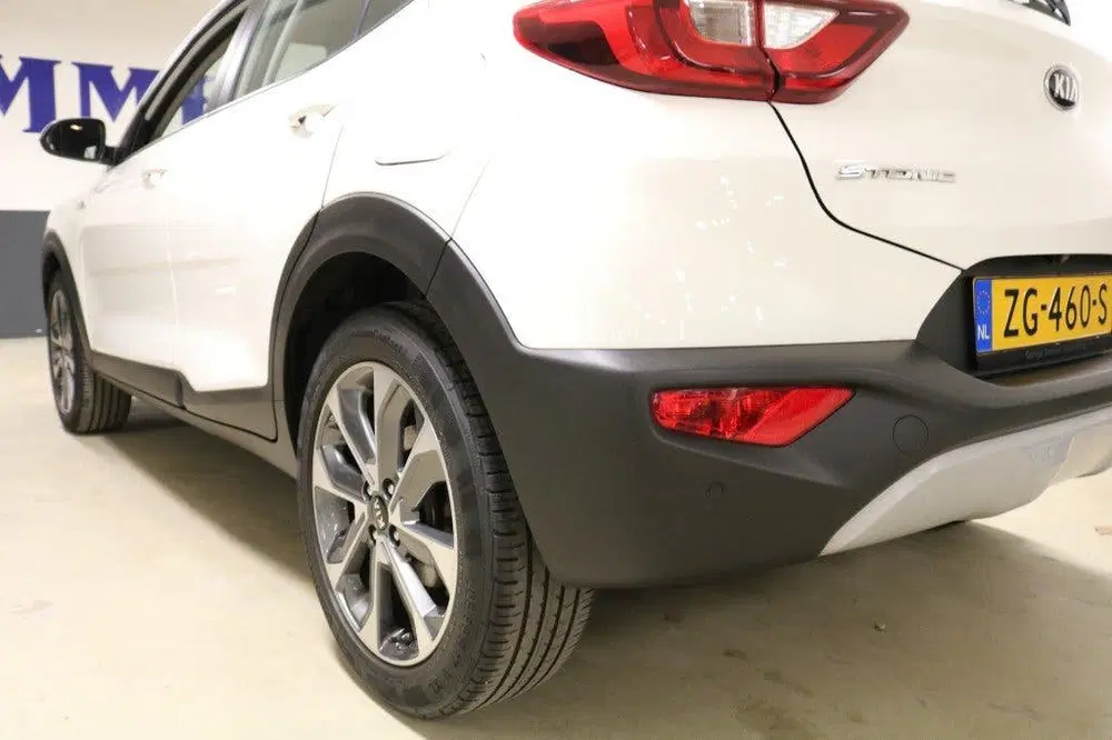 Kia Stonic 1.0 T-GDi DynamicLine uit 2019, foto 7