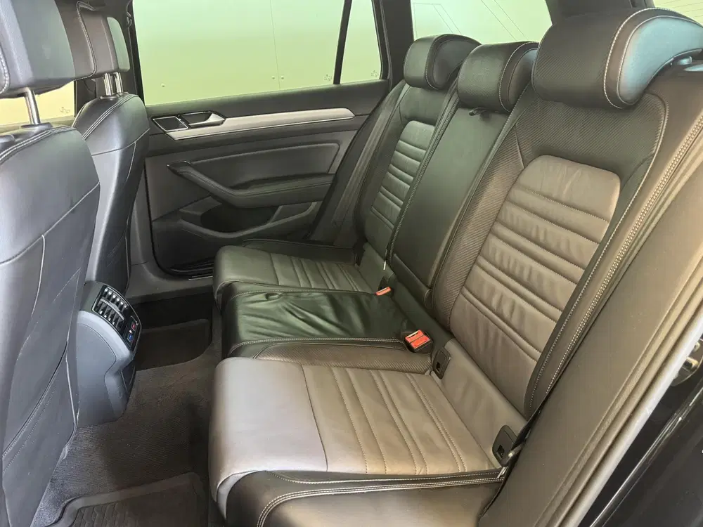Volkswagen Passat 1.5 TSI Highline Business R uit 2019, foto 12