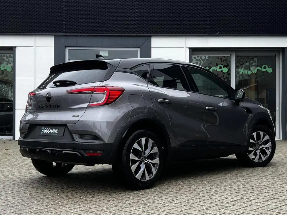 Renault Captur 1.6 E-Tech Hybrid 145 Rive Gauche uit 2023, foto 2