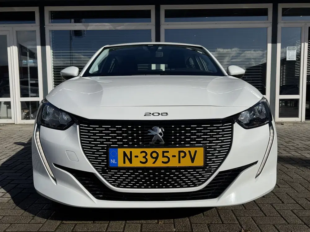 Peugeot 208 EV 50 kWh uit 2021, foto 2