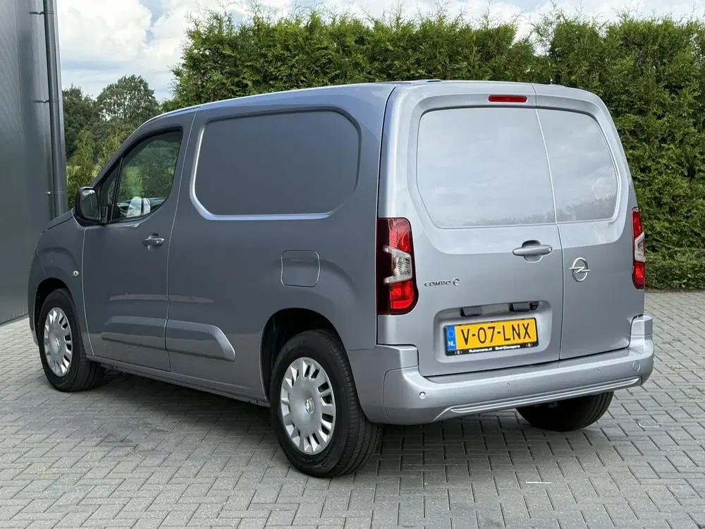 Opel Combo 50kWh 136 PK uit 2025, foto 5