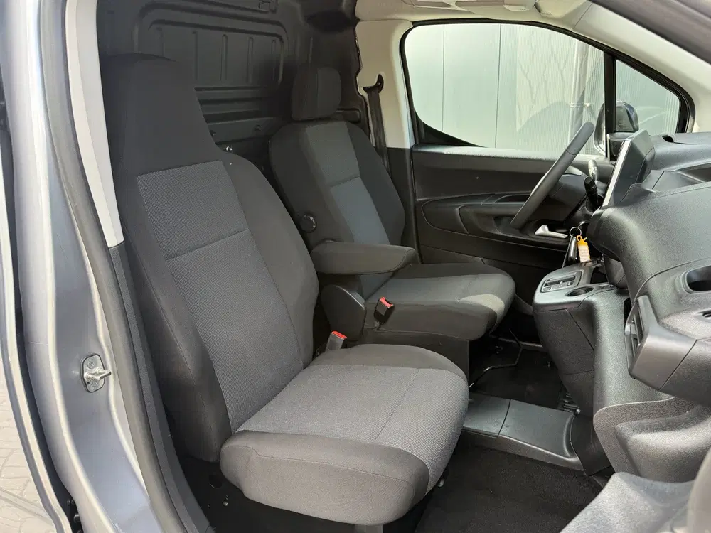 Opel Combo 50kWh 136 PK uit 2025, foto 6