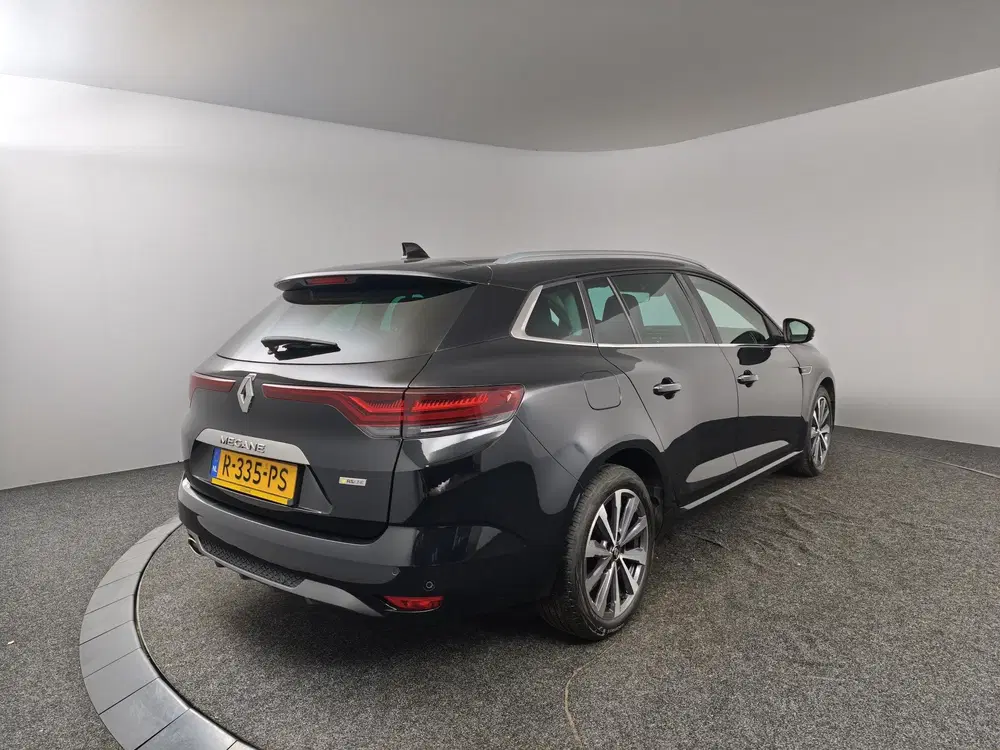 Renault Megane Mégane Estate 1.3 TCe 160 R.S. Line uit 2022, foto 2