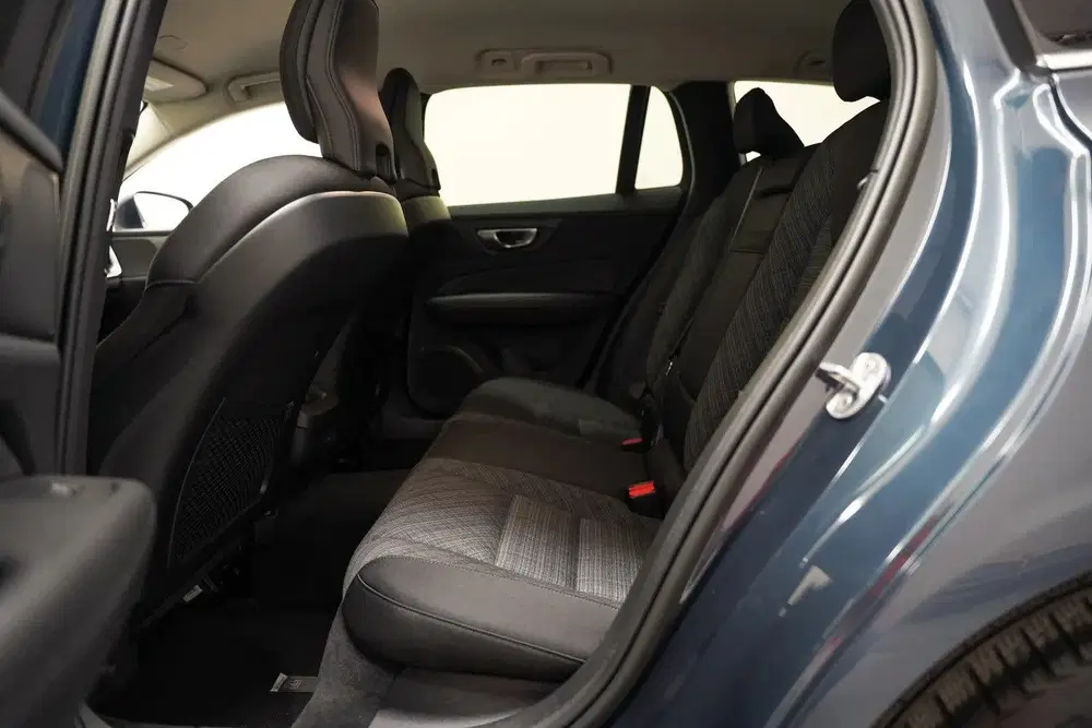 Volvo V60 2.0 B3 Core Aut. [ LED Adapt.cruise Stoel uit 2023, foto 14
