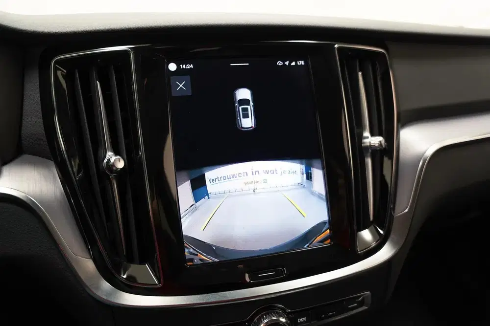 Volvo V60 2.0 B3 Core Aut. [ LED Adapt.cruise Stoel uit 2023, foto 8
