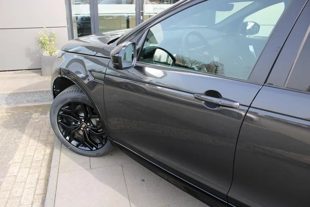 Land Rover Discovery Sport P270e Business Landmark Edition uit 2026, foto 13
