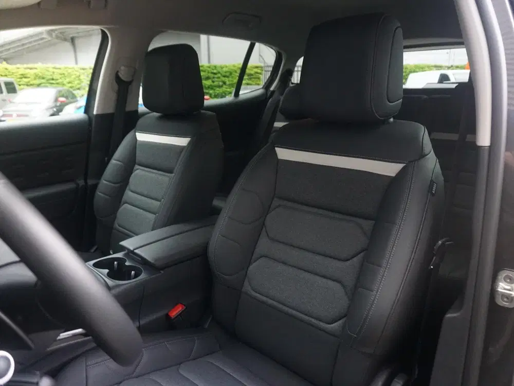 Citroën C5 Aircross Citroen C5 Aircross 1.2 Hybrid 136 Plus 18 uit 2025, foto 10