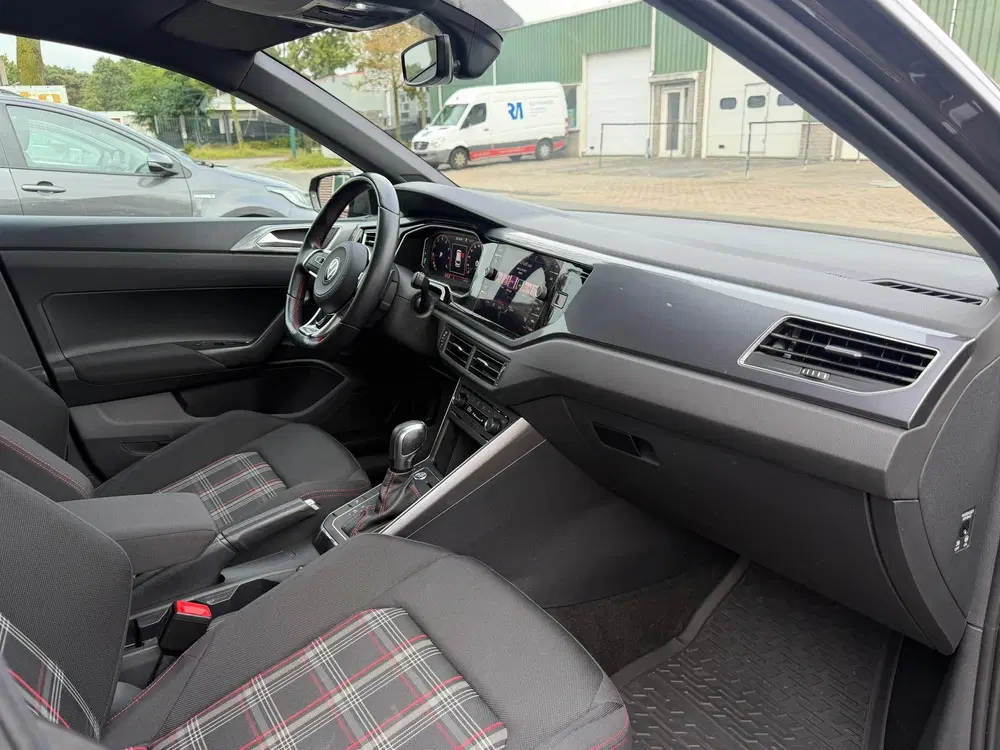 Volkswagen Polo 2.0 TSI GTI virtual LED carplay uit 2020, foto 12