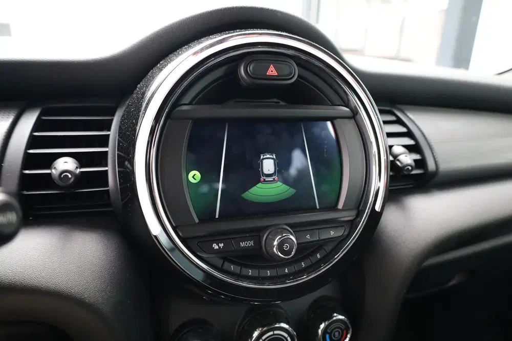Mini Cooper Cooper uit 2021, foto 12