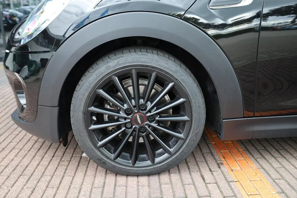 Mini Cooper Cooper uit 2021, foto 4