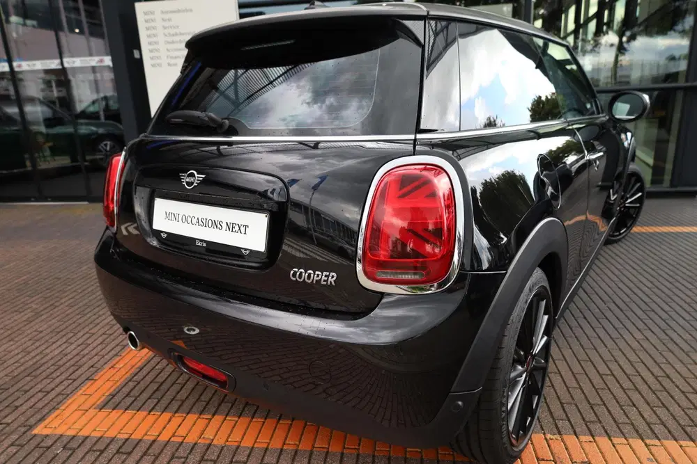 Mini Cooper Cooper uit 2021, foto 8
