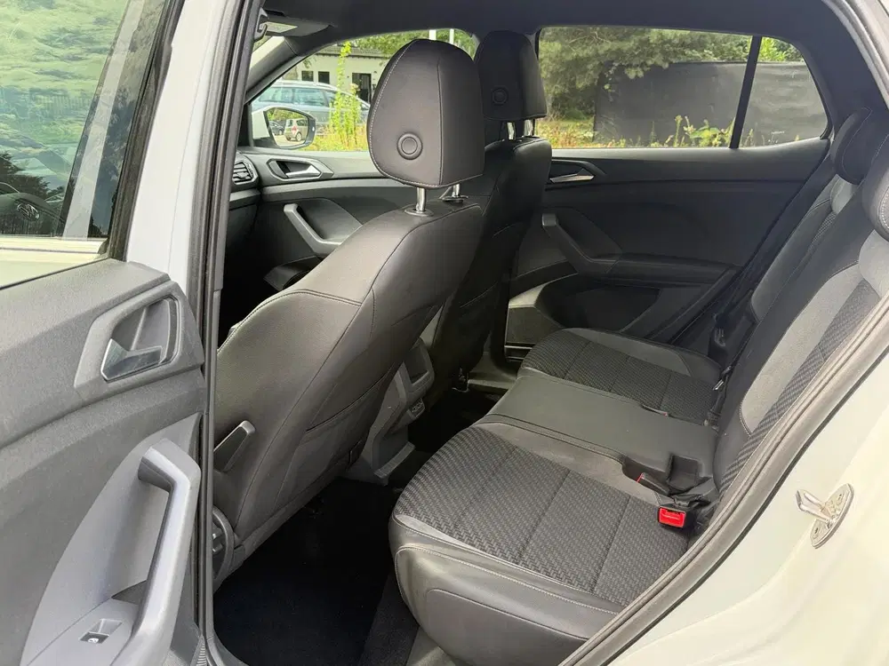 Volkswagen T-Cross 1.0 TSI R-line uit 2019, foto 15