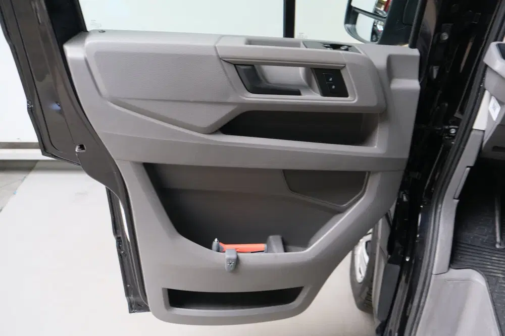 Volkswagen Crafter 35 2.0 TDI L3H3 Highline Automaat uit 2022, foto 14
