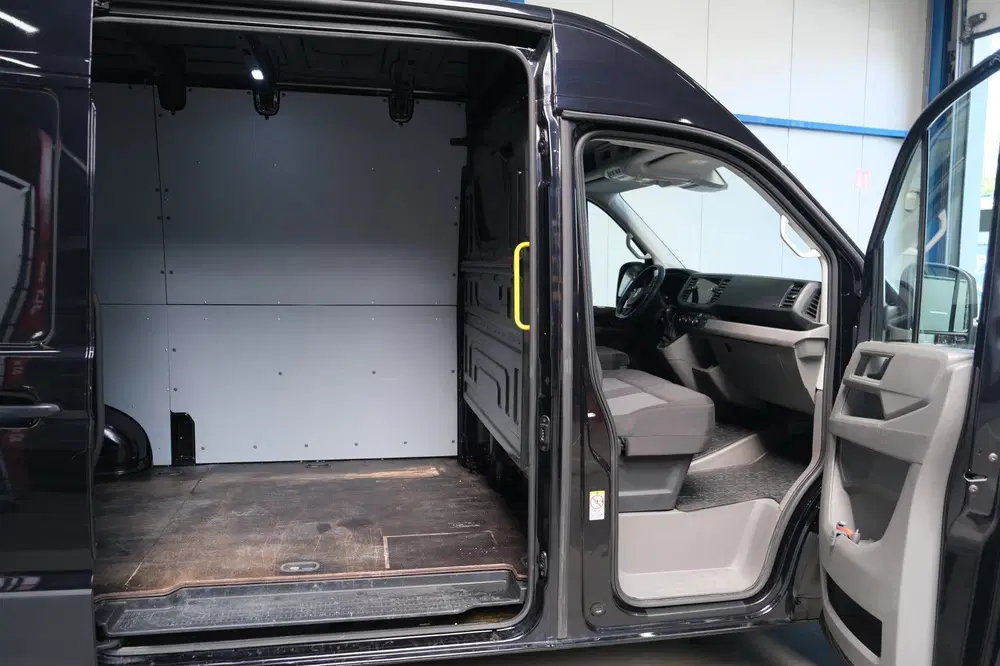 Volkswagen Crafter 35 2.0 TDI L3H3 Highline Automaat uit 2022, foto 4