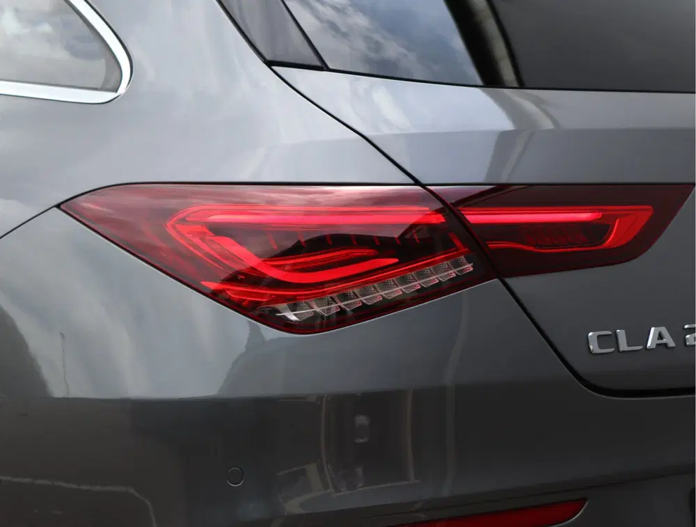 Mercedes-Benz CLA 250 e AMG-line uit 2021, foto 15