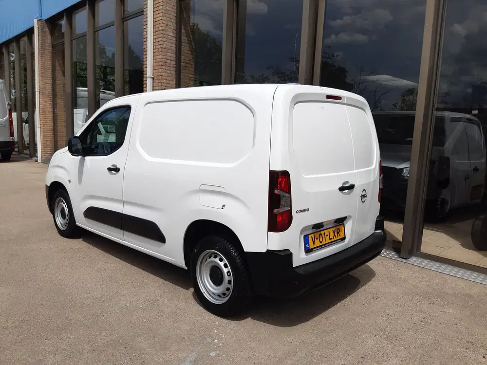 Opel Combo 102Pk Airco Cruisecontrol Achteruitrijcame uit 2022, foto 4