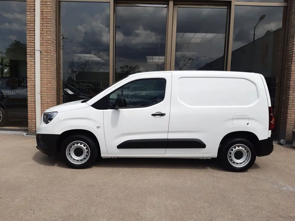 Opel Combo 102Pk Airco Cruisecontrol Achteruitrijcame uit 2022, foto 5