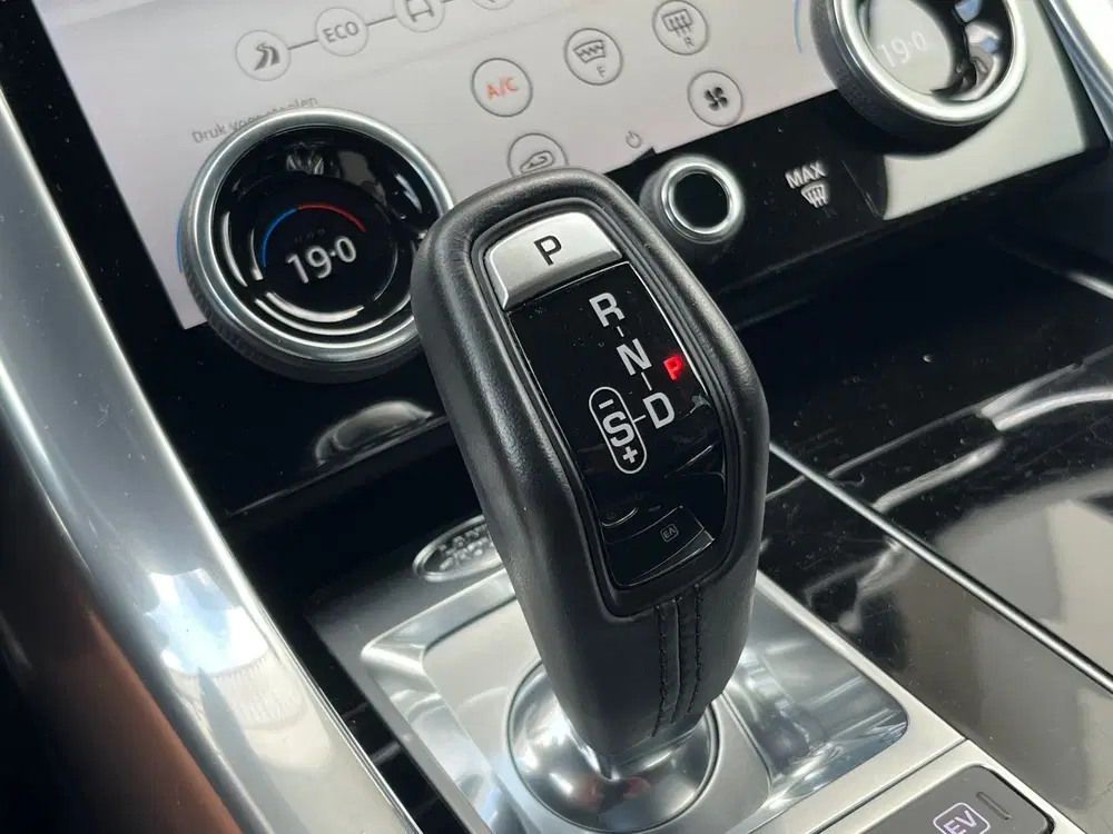 Land Rover Range Rover Sport 2.0 P400e HSE Dynamic uit 2019, foto 14
