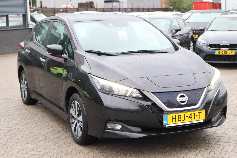 Nissan Leaf Acenta 40 kWh uit 2021, foto 10