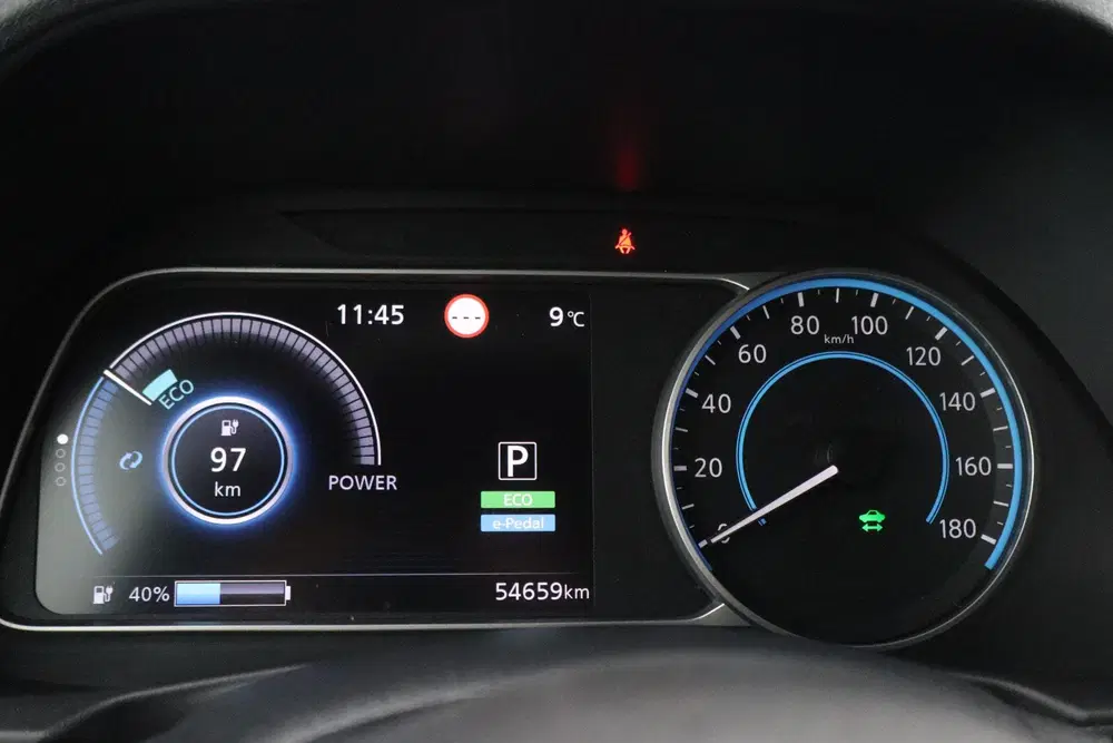 Nissan Leaf Acenta 40 kWh uit 2021, foto 5