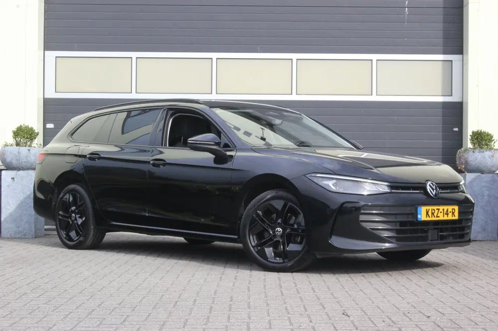 Volkswagen Passat 1.5 eTSI Business uit 2024, foto 5