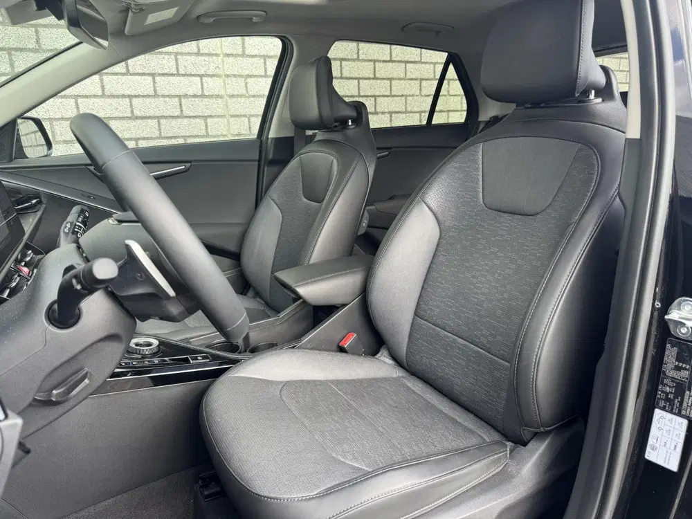 Kia Niro 1.6 GDi Hybrid ExecutiveLine uit 2023, foto 7