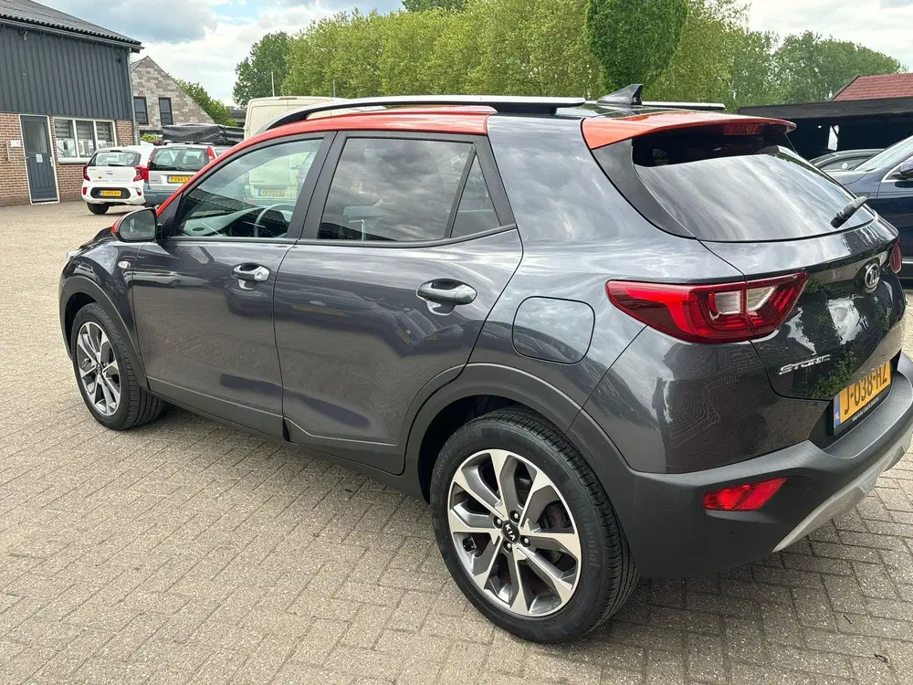 Kia Stonic 1.0 T-GDi Sports Edition uit 2020, foto 6