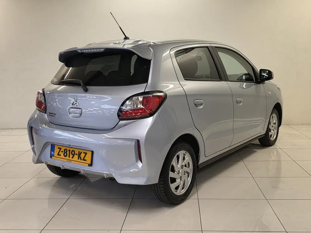 Mitsubishi Space Star 1.2 Dynamic uit 2024, foto 2