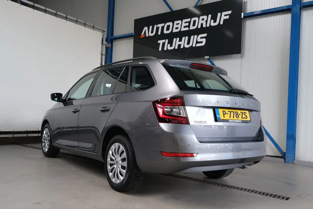 Skoda Fabia 1.0 TSI Ambition uit 2022, foto 4