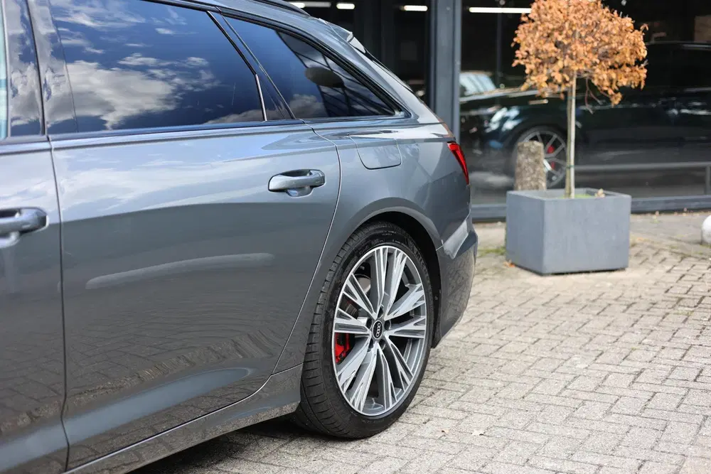 Audi A6 55 TFSIe quattro Competition Pano uit 2022, foto 15