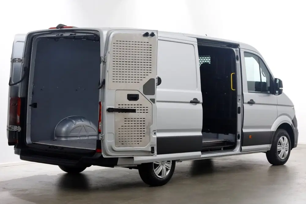 Volkswagen Crafter 35 2.0 TDI 177pk DSG-Automaat L3H2 (L2H1) uit 2023, foto 12