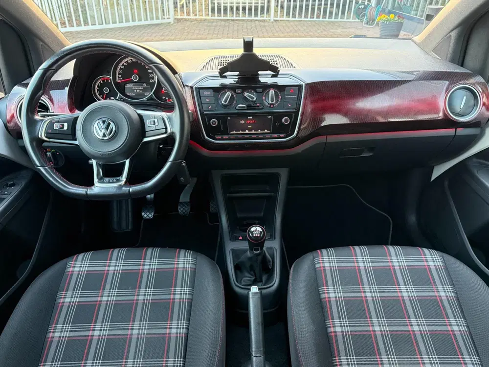 Volkswagen up! 1.0 TSI GTI uit 2019, foto 2