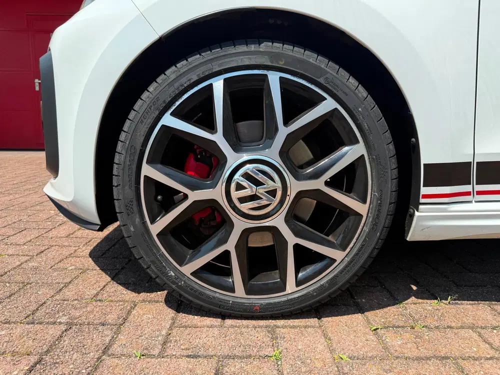Volkswagen up! 1.0 TSI GTI uit 2019, foto 6