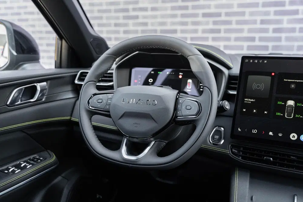 Lynk & Co 01 1.5 Core PHEV uit 2025, foto 4