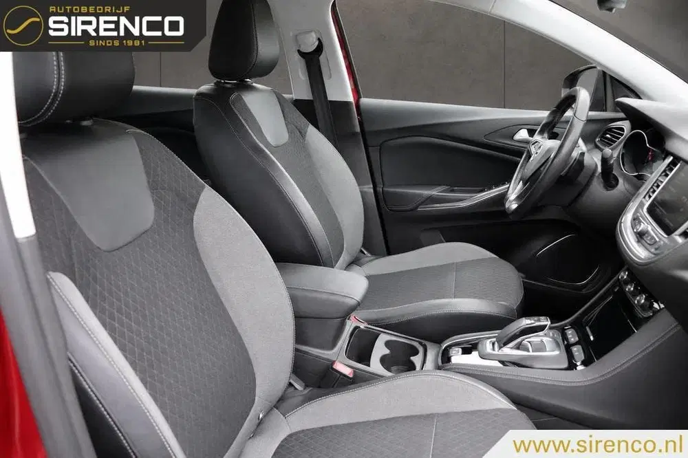Opel Grandland 1.6 Turbo Hybrid uit 2021, foto 6
