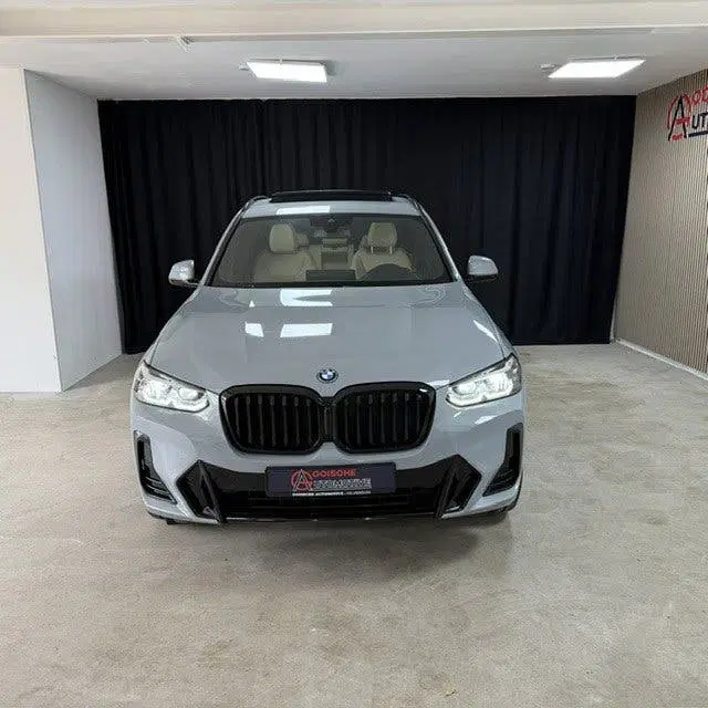 BMW X3 XDrive30e High Executive. PANO uit 2022, foto 2