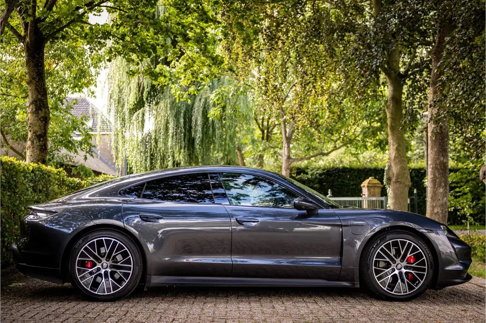 Porsche Taycan 4S Performance 93 kWh Vierwielbesturing In uit 2021, foto 14