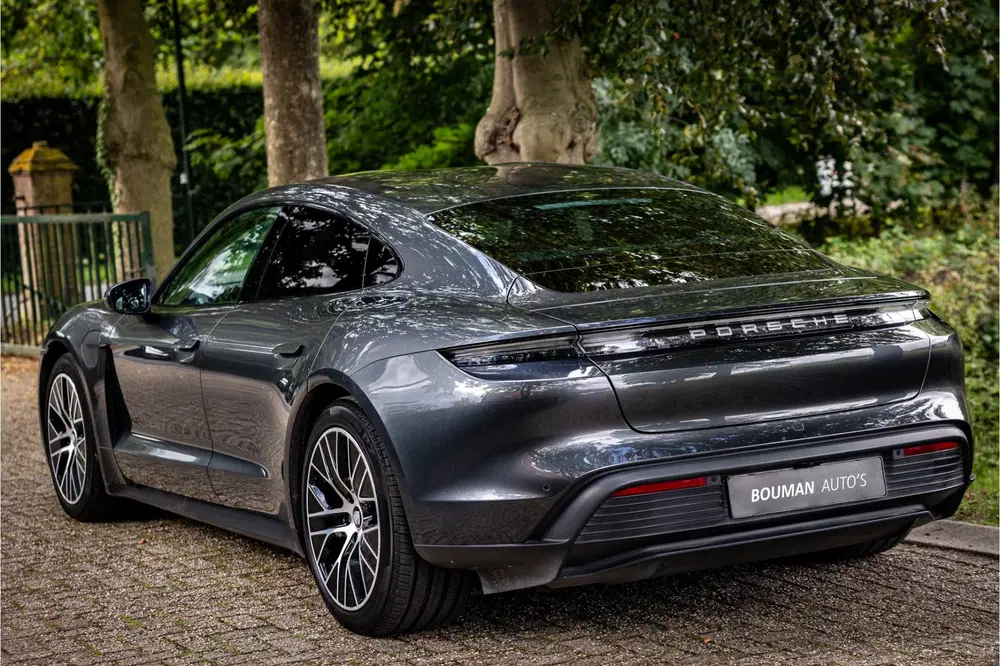 Porsche Taycan 4S Performance 93 kWh Vierwielbesturing In uit 2021, foto 15