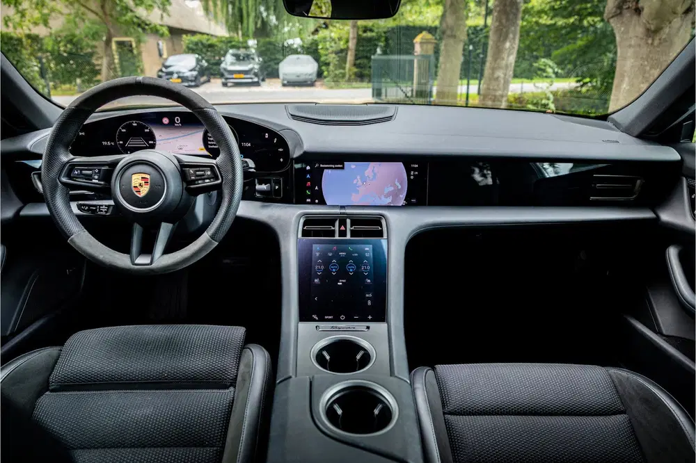 Porsche Taycan 4S Performance 93 kWh Vierwielbesturing In uit 2021, foto 7