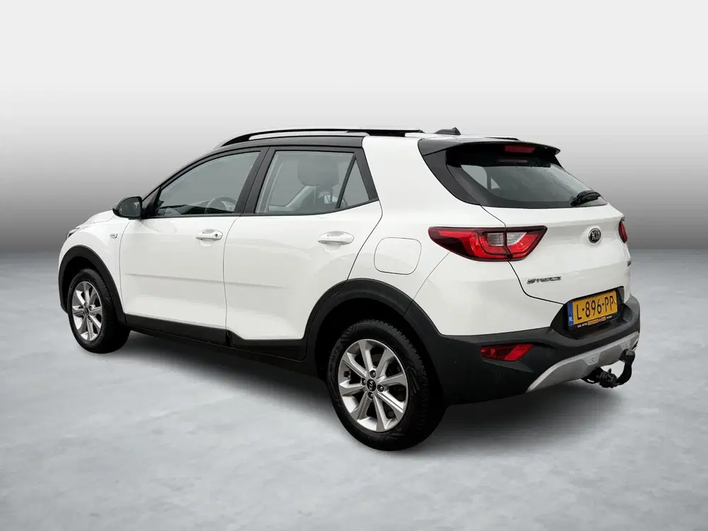 Kia Stonic 1.0 T-GDi MHEV DynamicLine uit 2021, foto 2