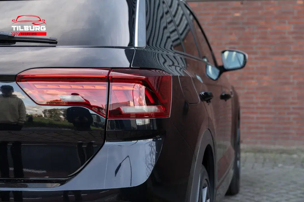Volkswagen T-Roc 2.0 TSI 4Motion Sport Business R uit 2020, foto 11