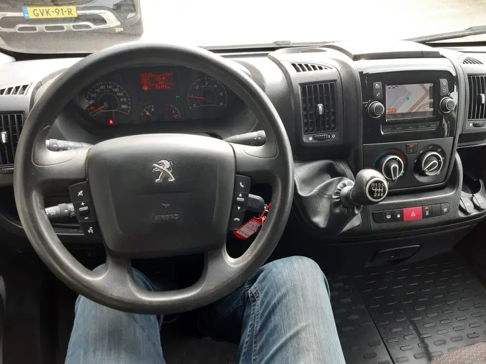 Citroën Jumper uit 2020, foto 13