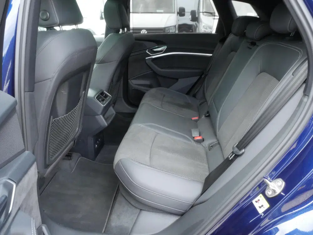 Audi e-tron 55 Quattro S-edition 95 kWh SOH 98% Pano-d uit 2020, foto 11