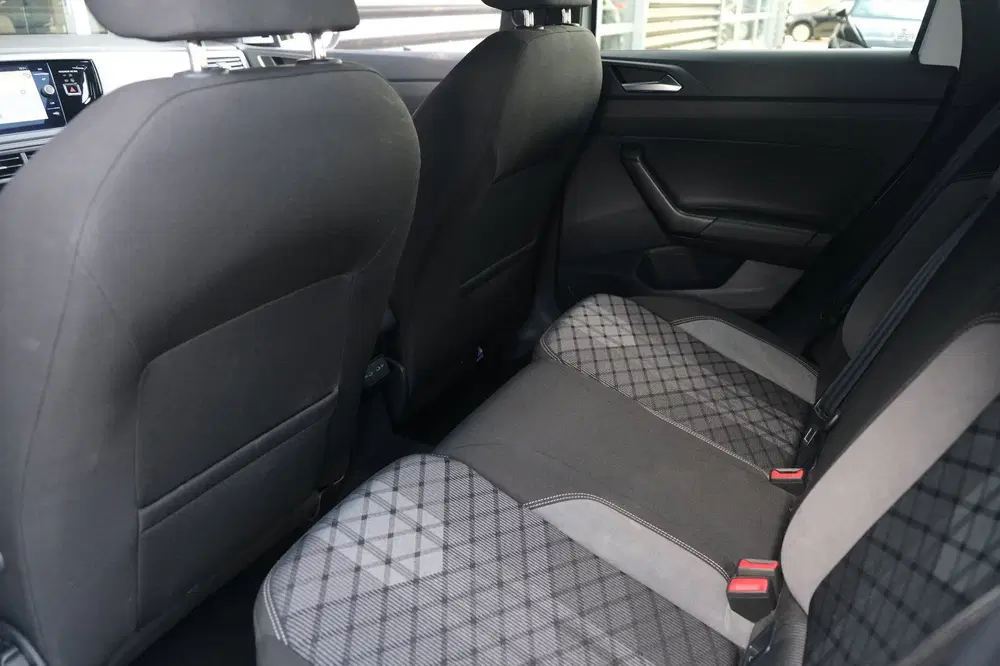 Volkswagen Taigo 1.5 TSI 2x R-Line 150PK DSG Pano Navi Virt uit 2022, foto 10