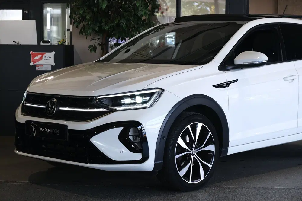 Volkswagen Taigo 1.5 TSI 2x R-Line 150PK DSG Pano Navi Virt uit 2022, foto 13