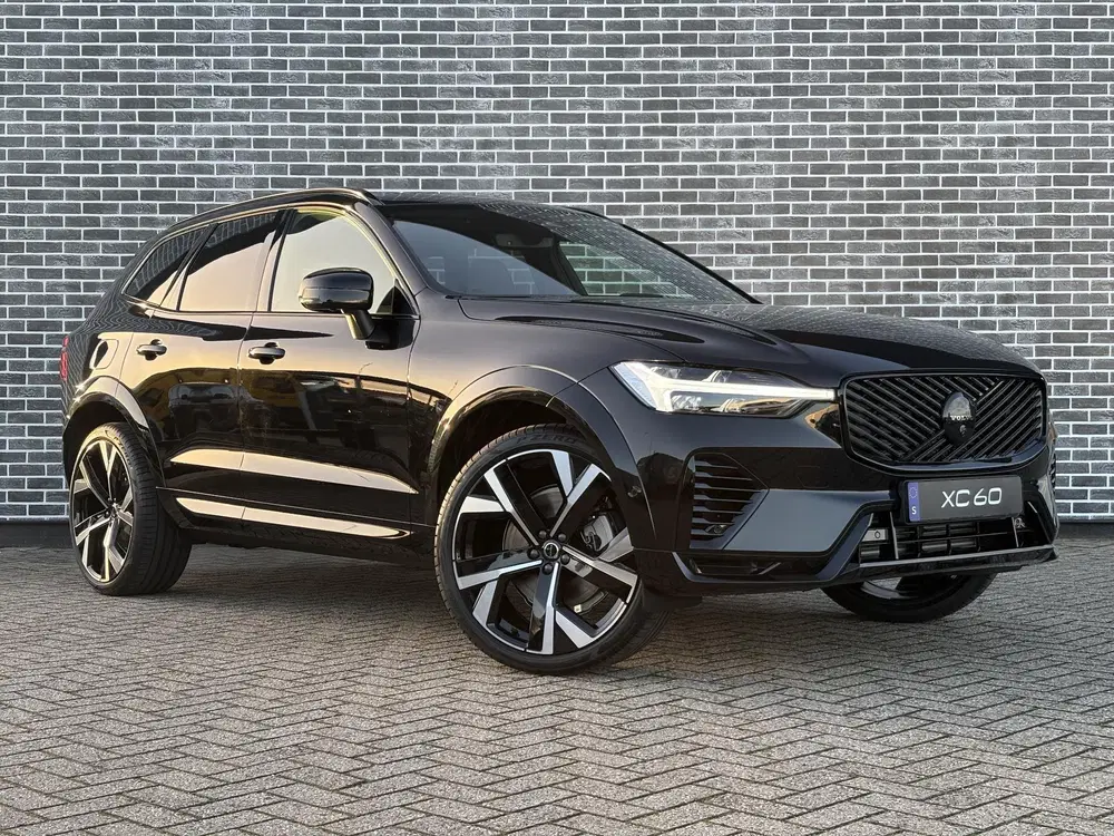 Volvo XC60 2.0 T6 Plug-in hybrid AWD Plus Black Editi uit 2026, foto 4